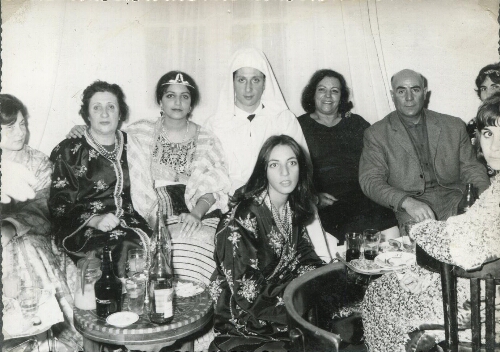 Mariage religieux en costume berbère au Maroc décembre 1963.